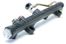 Load image into Gallery viewer, Skunk2 06-09 Honda Civic Si Composite High Volume Fuel Rails